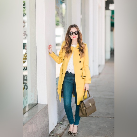 Kenneth Cole New York Jackets & Blazers - KENNETH COLE NEW YORK YELLOW WOMENS COAT SIZE M